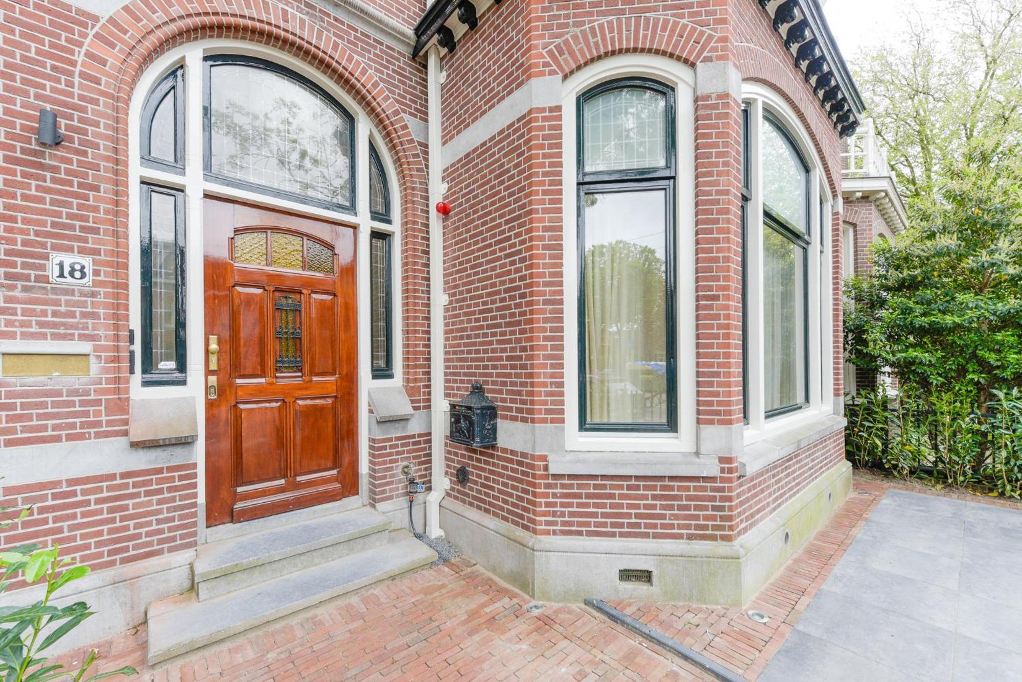 Novallure Villa Margaretha - Short Stay Apartments Rijswijk Ngoại thất bức ảnh