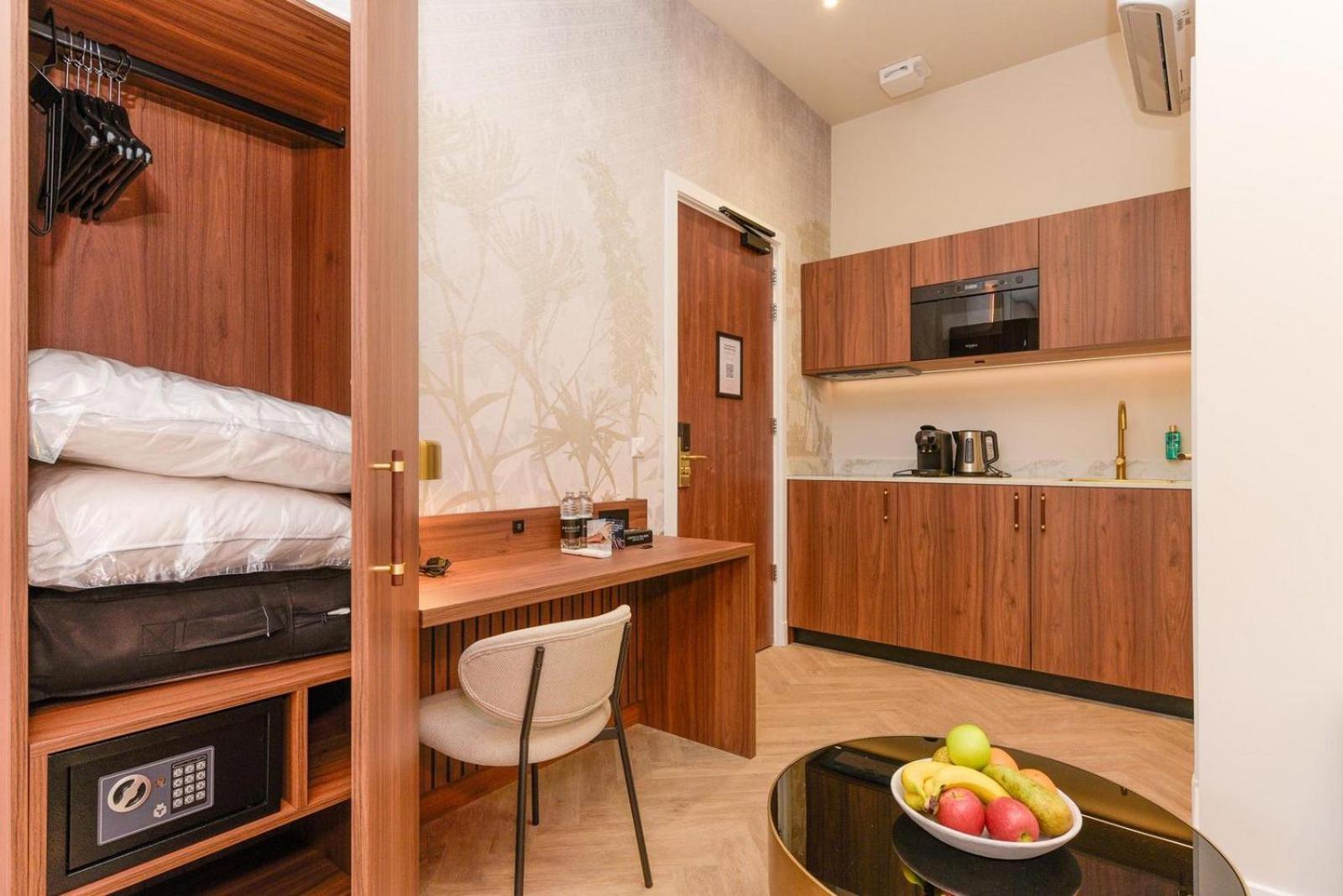 Novallure Villa Margaretha - Short Stay Apartments Rijswijk Ngoại thất bức ảnh