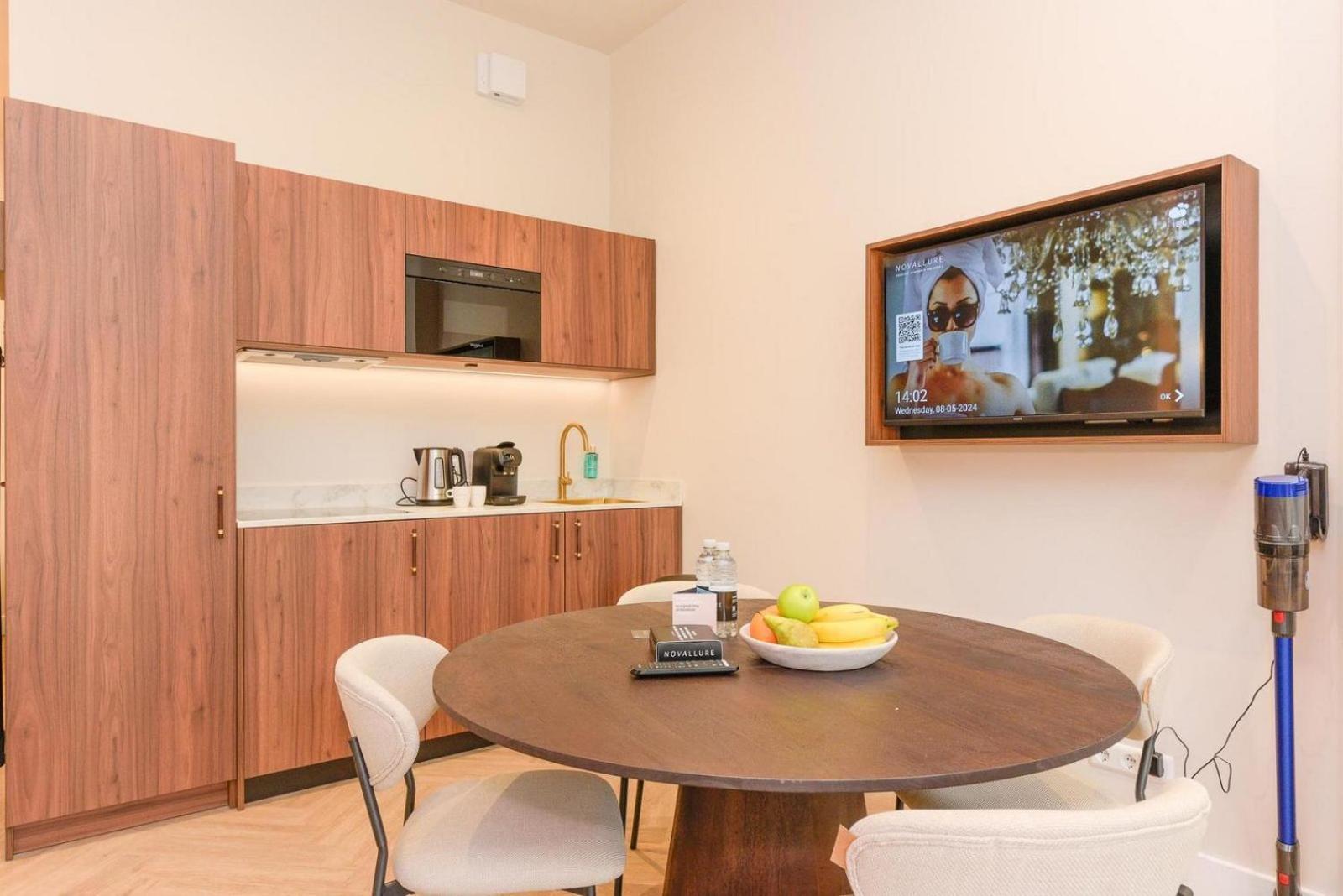 Novallure Villa Margaretha - Short Stay Apartments Rijswijk Ngoại thất bức ảnh